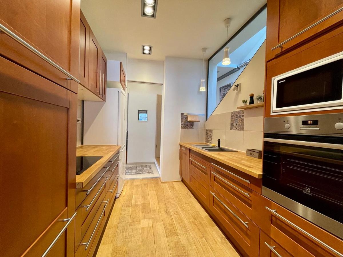 Penthouse W Private Rooftop And Free Parking Budapest Exterior foto