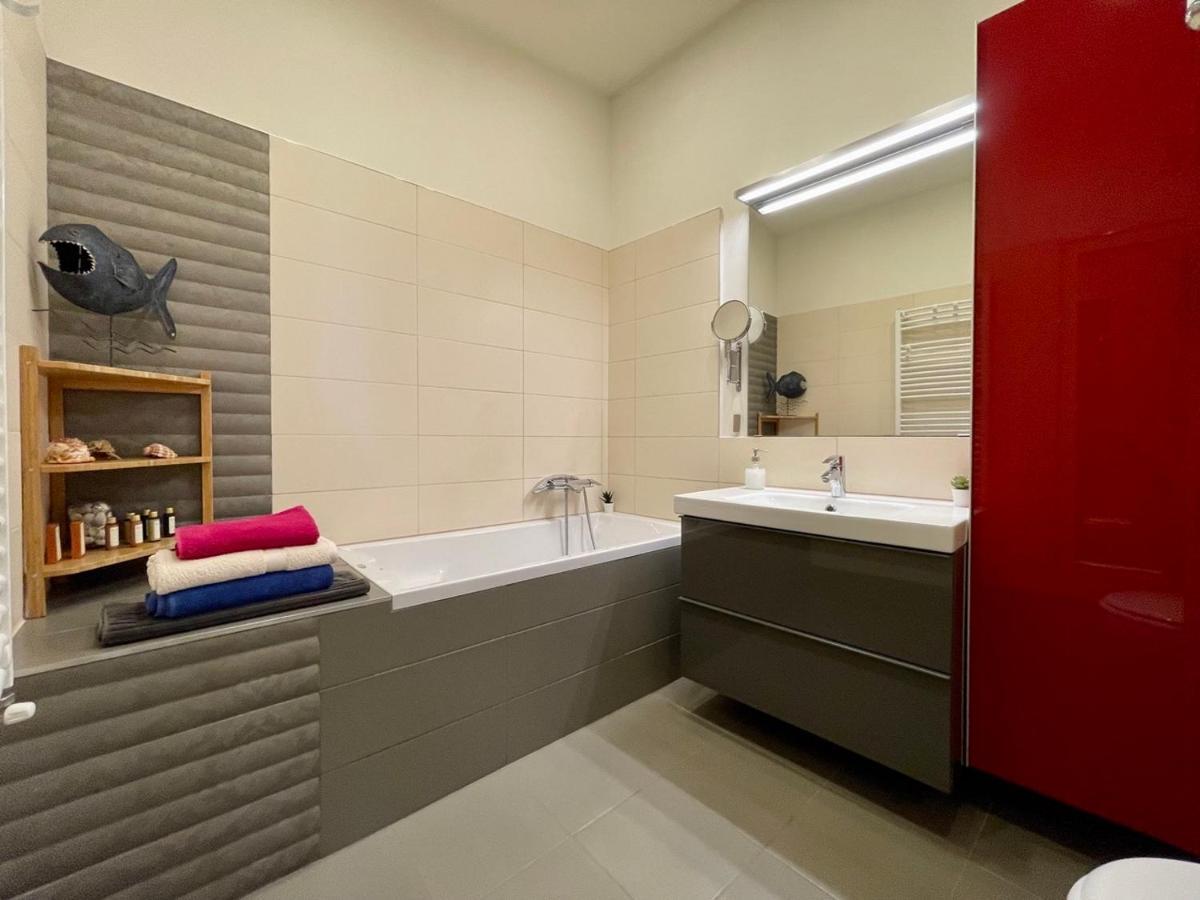 Penthouse W Private Rooftop And Free Parking Budapest Exterior foto