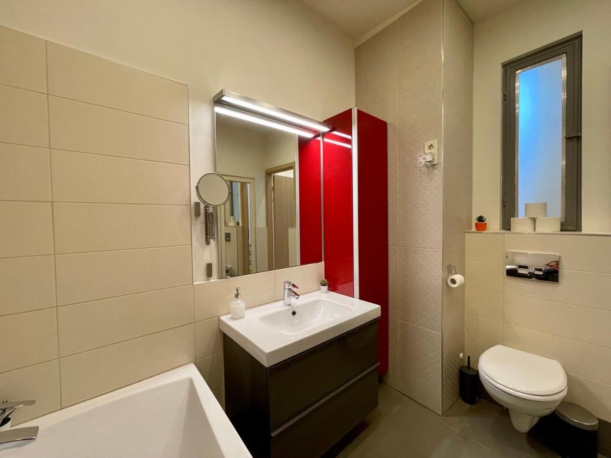 Penthouse W Private Rooftop And Free Parking Budapest Exterior foto